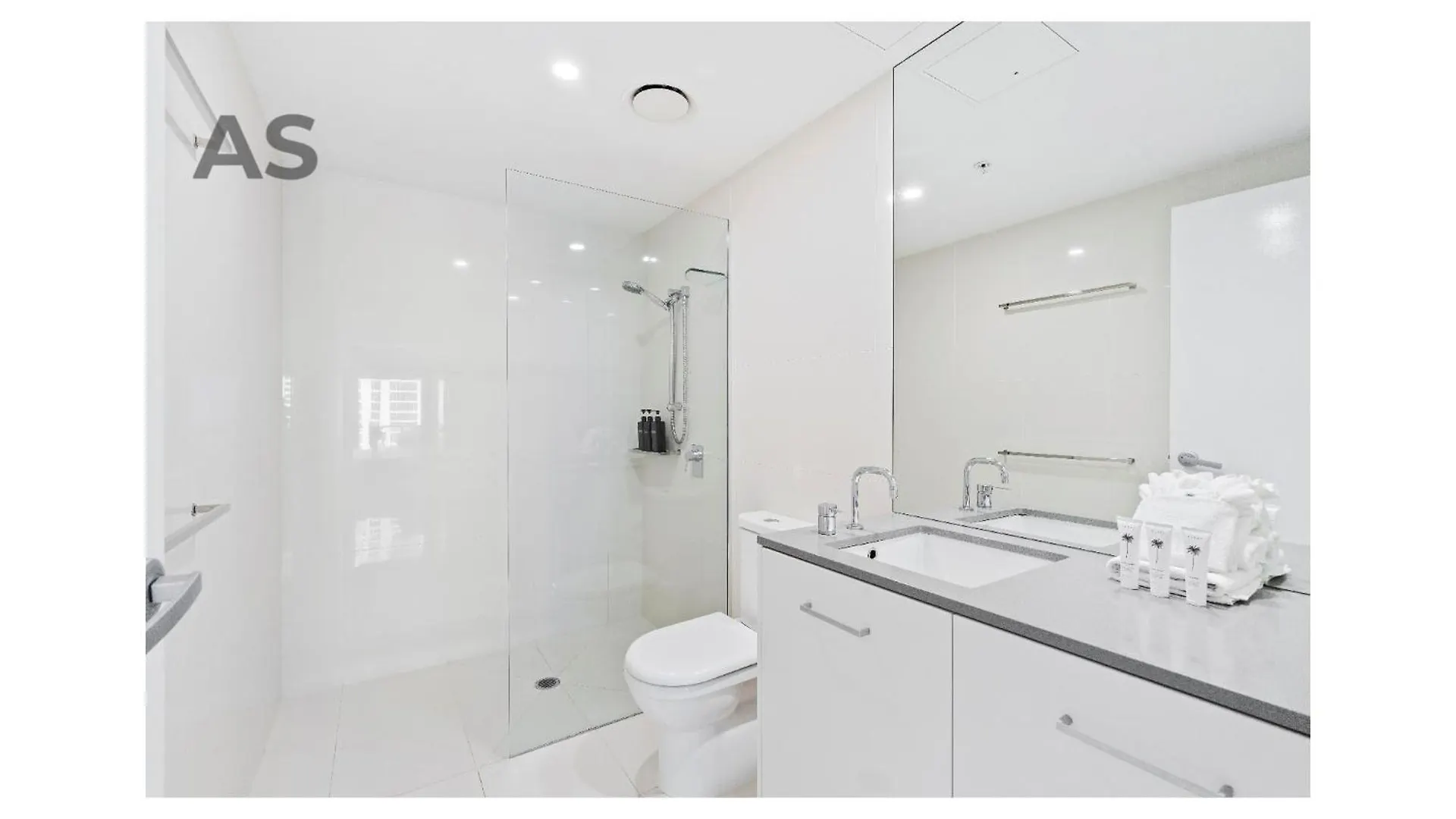 Circle On Cavill - Private Apartments - Apartment Stay Χρυσή Ακτή